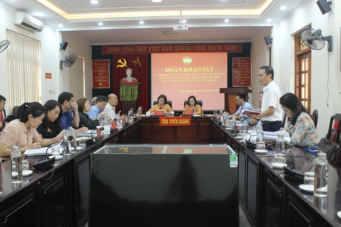 Đoàn khảo sát của Hội đồng tư vấn về dân tộc của Uỷ ban Trung ương MTTQ Việt Nam làm việc với Ban Thường trực Uỷ ban MTTQ tỉnh Tuyên Quang