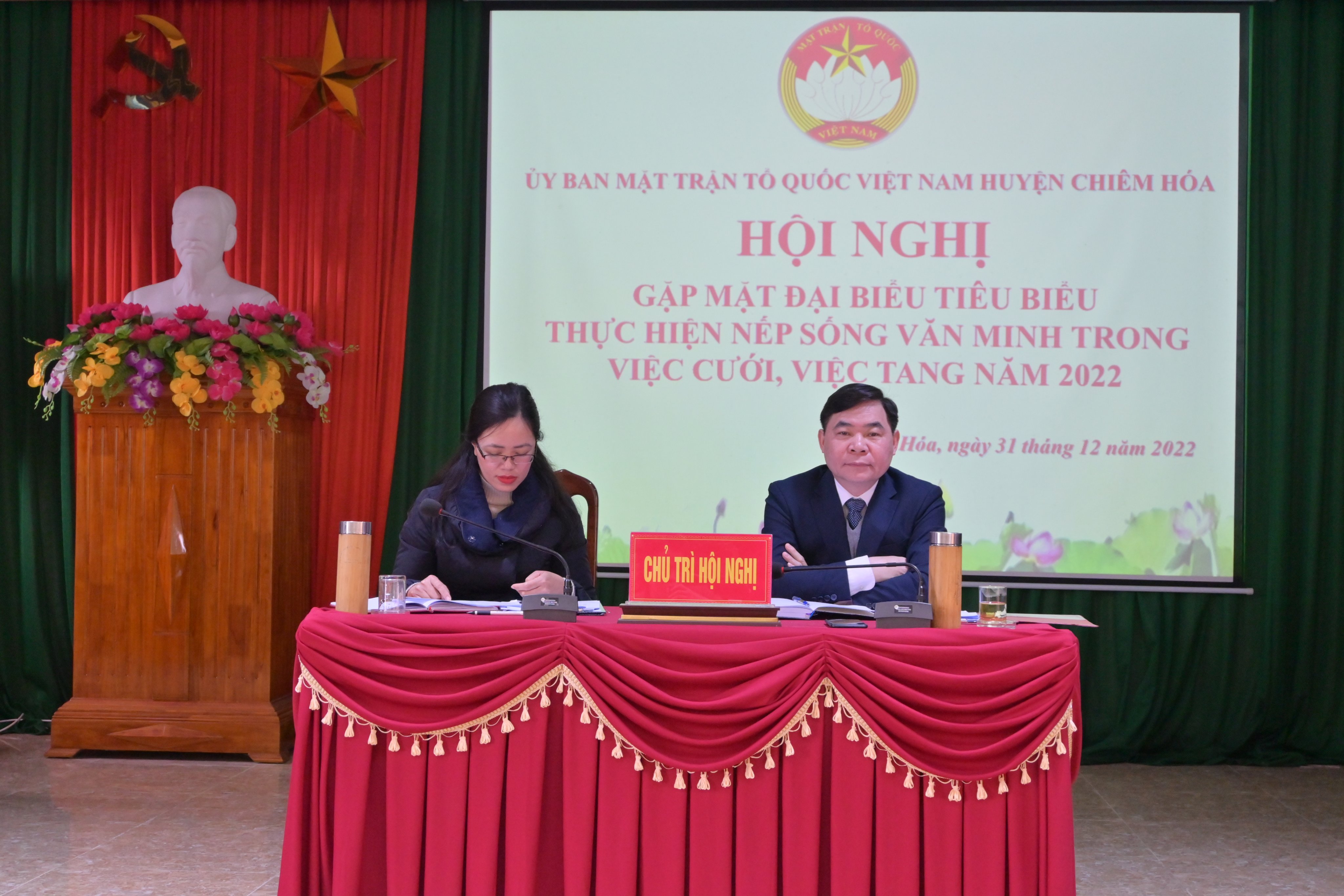 Huyện Chiêm Hóa tổ chức Hội nghị gặp mặt đại biểu tiêu biểu thực hiện nếp sông văn minh trong việc cưới, việc tang năm 2022