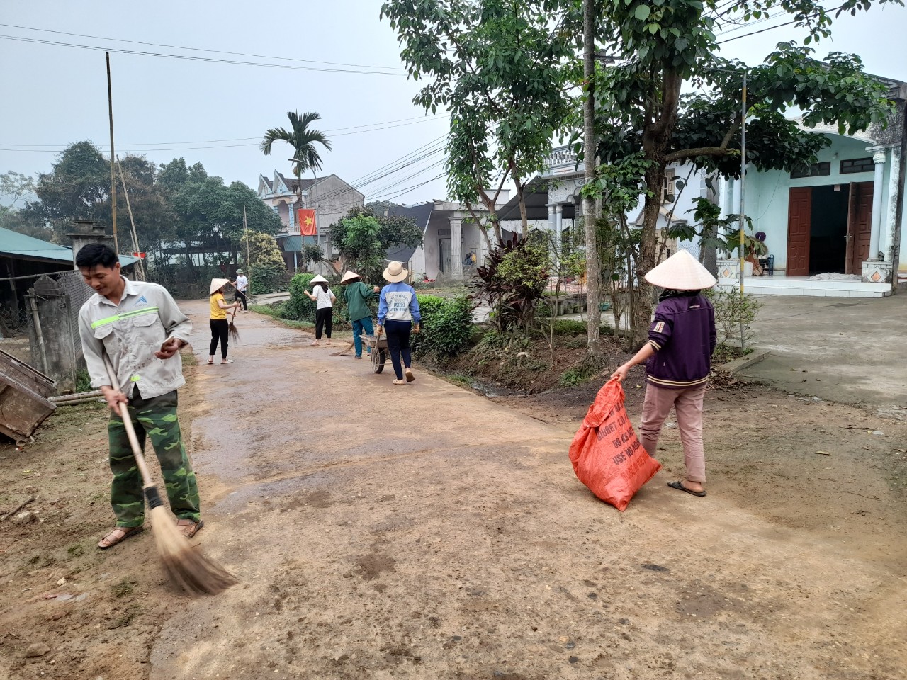 Yên Sơn: Tổ tự quản thôn Khe Đảng, xã Tứ Quận duy trì hiệu quả hoạt động