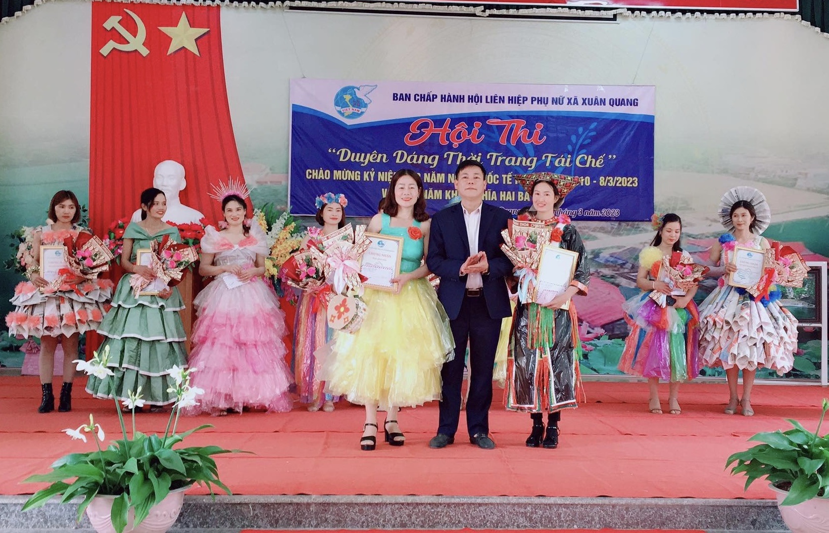 Chiêm Hoá: Xã Xuân Quang tổ chức Hội thi “Duyên dáng thời trang tái chế”