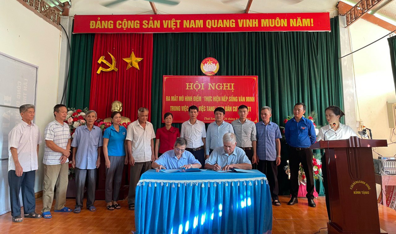 Hàm Yên: Uỷ ban MTTQ xã Thái Sơn tổ chức hội nghị ra mắt mô hình điểm thực hiện nếp sống văn minh trong việc cưới, việc tang