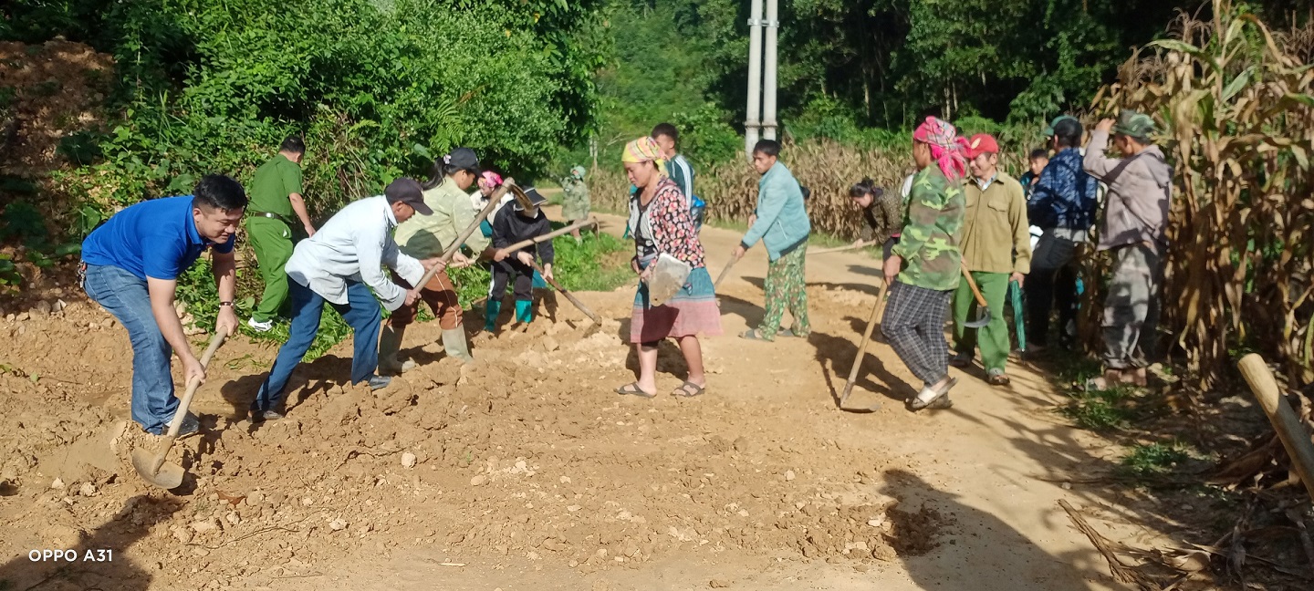 Yên Sơn: Ủy ban MTTQ xã Đạo Viện tham gia hoạt động “3 cùng” với nhân dân tại cơ sở