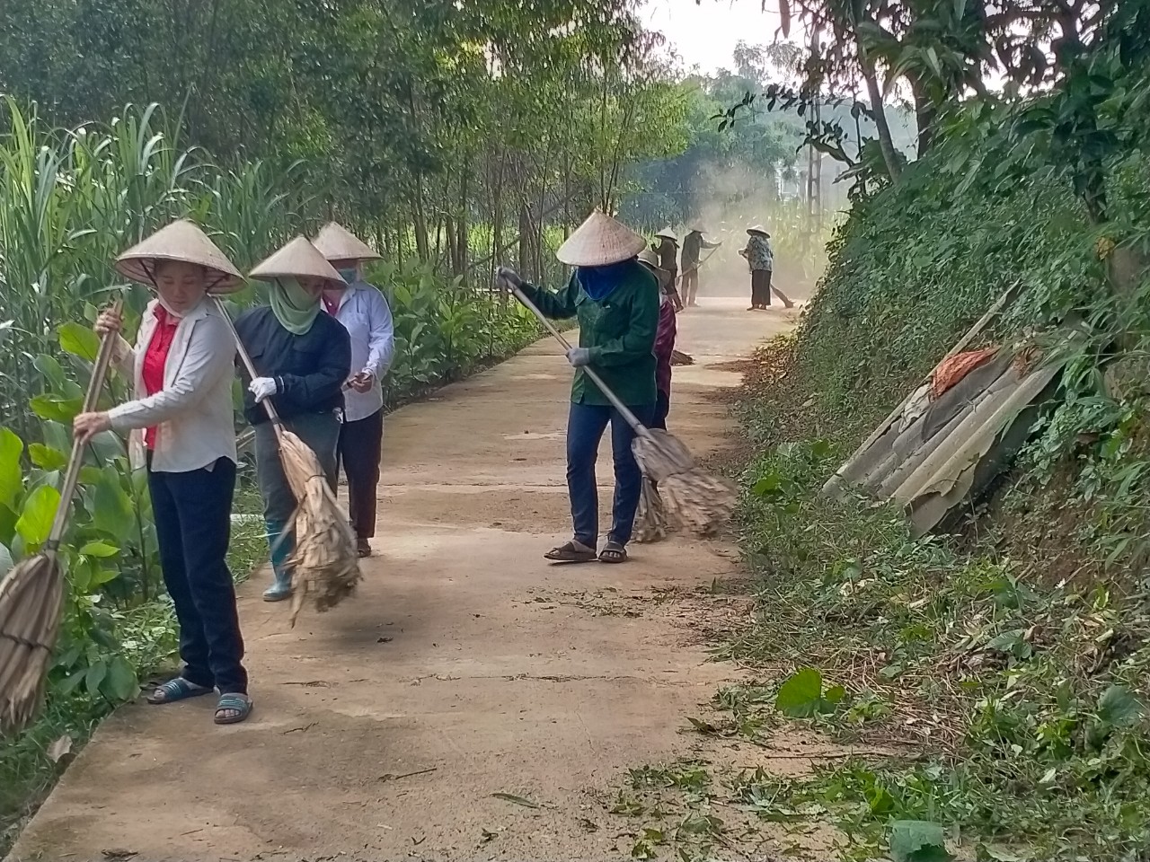 Tiếp tục phát huy vai trò của tổ tự quản bảo vệ môi trường thôn Tân Phương, xã Chiêu Yên, huyện Yên Sơn