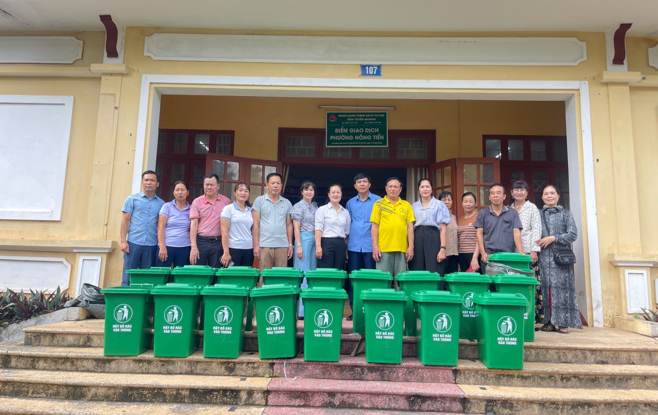 Ủy ban MTTQ phường Nông Tiến, thành phố Tuyên Quang vận động nhân dân tích cực thực hiện Phong trào “Tuyên Quang chung tay xử lý rác thải và chống rác thải nhựa”