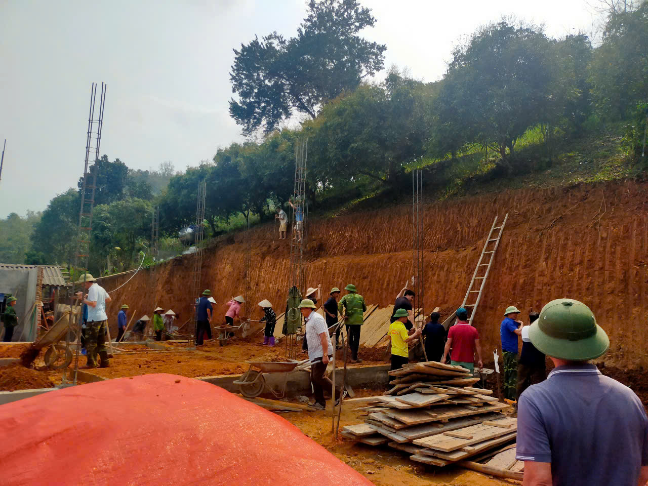 Xã Trung Hòa (Chiêm Hóa) chung tay xóa nhà tạm, nhà dột nát