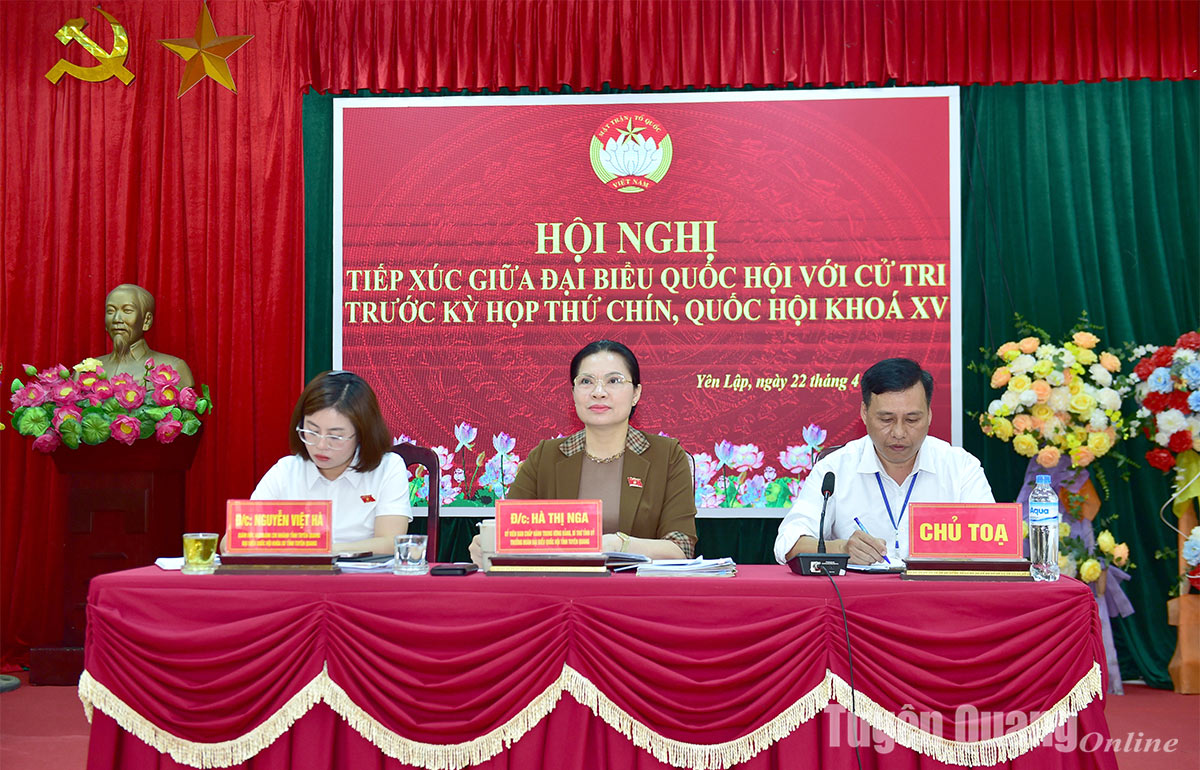 Đồng chí Bí thư Tỉnh ủy Hà Thị Nga tiếp xúc cử tri xã Yên Lập