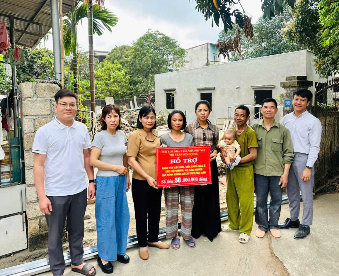 Góp lửa trong hành trình xóa nhà tạm