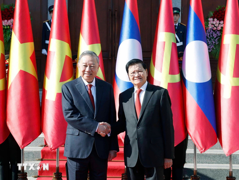 Tổng Bí thư Tô Lâm chứng kiến Lễ trao các văn kiện hợp tác Việt Nam-Lào