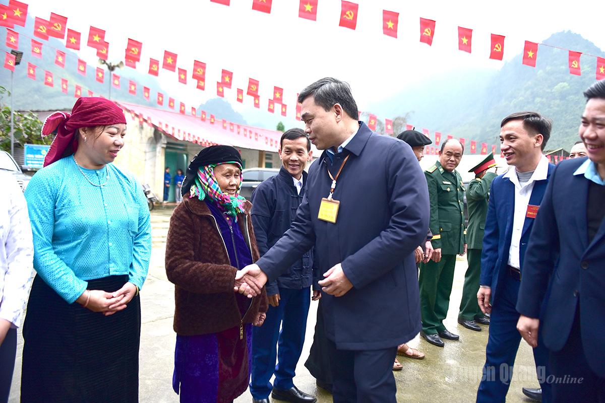 Phó Bí thư Tỉnh ủy, Chủ tịch Ủy ban MTTQ Việt Nam tỉnh Ma Thế Hồng kiểm tra công tác bầu cử tại các xã: Nghĩa Thuận, Cán Tỷ, Yên Minh, Mậu Duệ, Lũng Phìn, Sủng Máng và Mèo Vạc