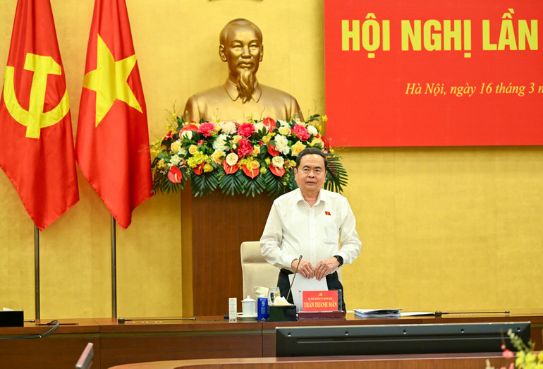 Quốc hội phải đóng vai trò trung tâm kiến tạo, hoàn thiện thể chế phát triển