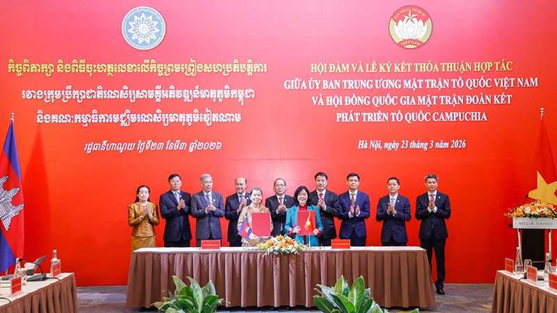 Việt Nam-Campuchia phối hợp tiếp nhận ý kiến nhân dân về quan hệ hợp tác hai nước