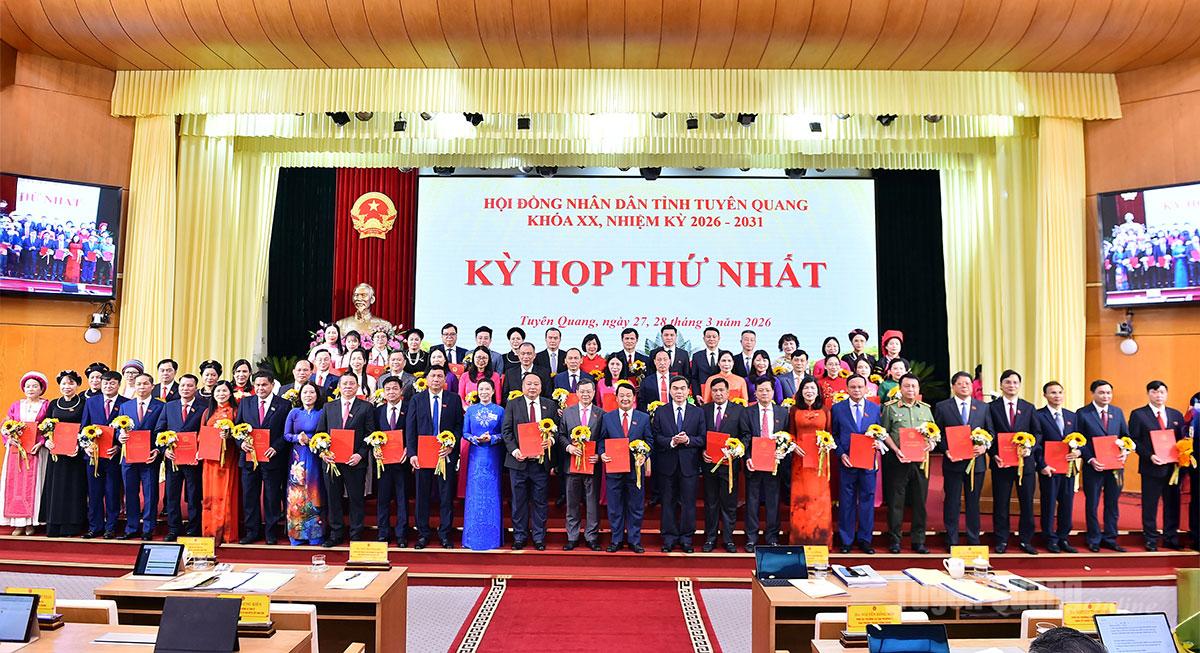 Kỳ họp thứ Nhất HĐND tỉnh khóa XX thành công tốt đẹp