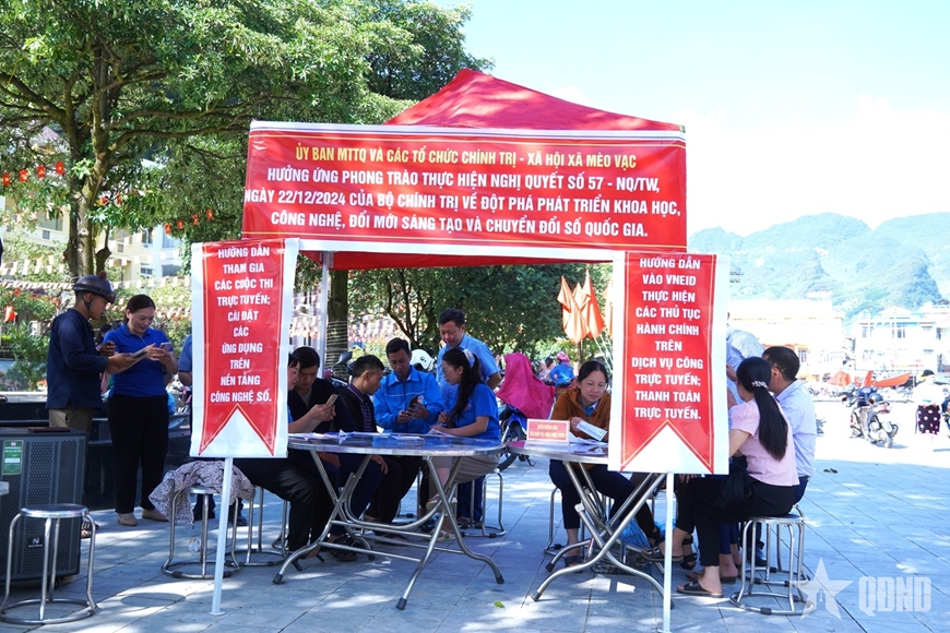 Tuyên Quang tổ chức cuộc thi trắc nghiệm trực tuyến “Tìm hiểu về chuyển đổi số và phong trào Bình dân học vụ số" trên địa bàn tỉnh