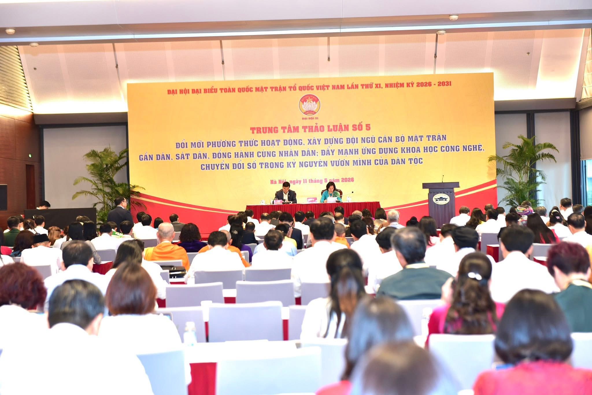Đoàn đại biểu tỉnh Tuyên Quang đóng góp tích cực vào nội dung thảo luận tại Đại hội đại biểu toàn quốc MTTQ Việt Nam lần thứ XI
