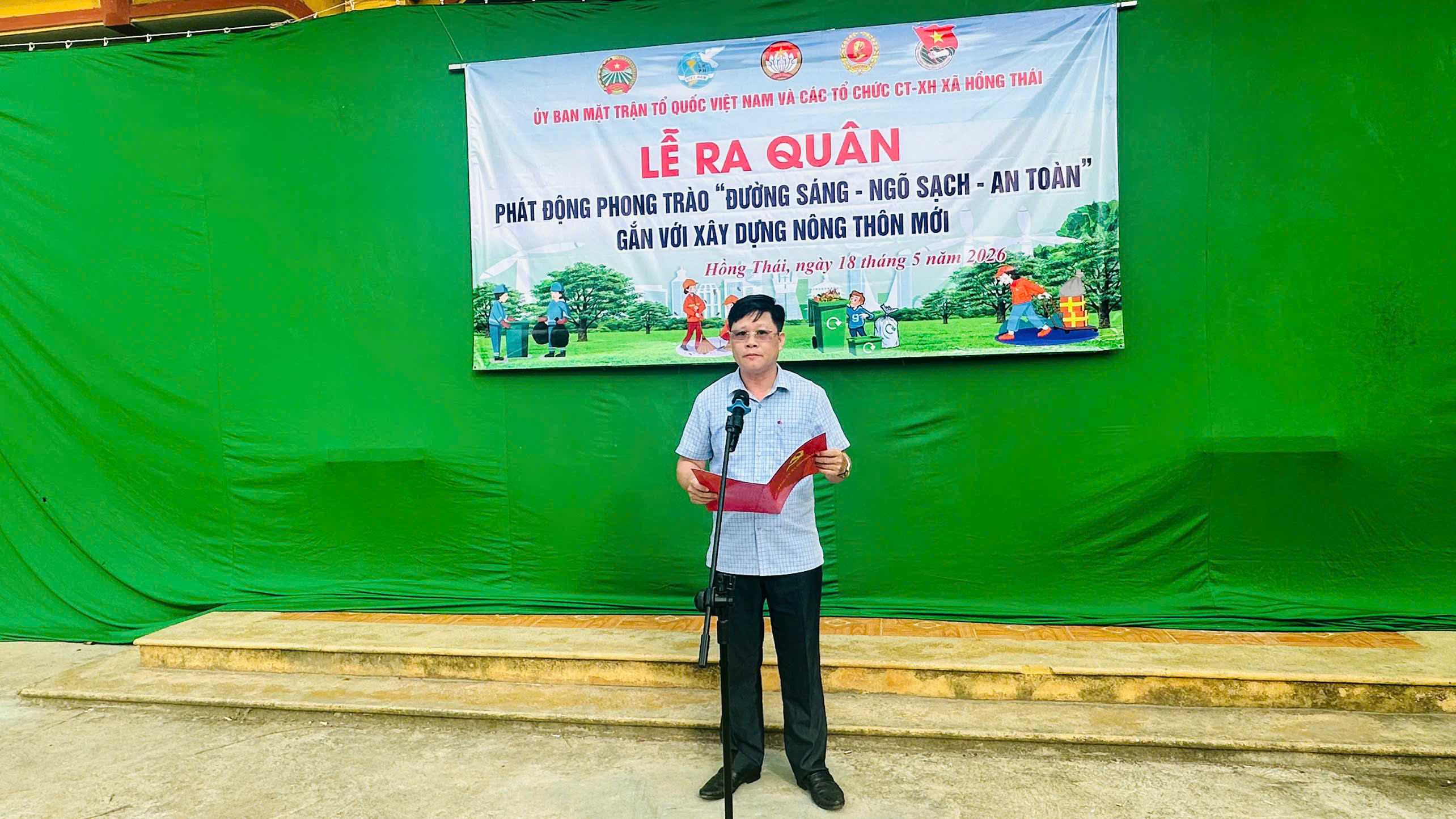 Lễ ra quân Phát động phong trào “Đường sáng – Ngõ sạch – An toàn” gắn với xây dựng nông thôn mới