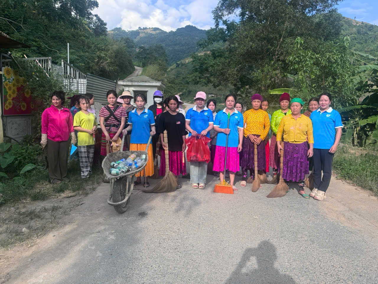 XÃ NIÊM SƠN: ỦY BAN MTTQ VIỆT NAM XÃ NIÊM SƠN TÍCH CỰC HƯỞNG ỨNG PHONG TRÀO “TUYÊN QUANG CHUNG TAY XỬ LÝ RÁC THẢI