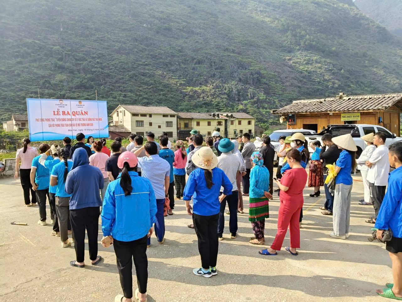 XÃ MÈO VẠC:  RA QUÂN HƯỞNG ỨNG PHONG TRÀO “TUYÊN QUANG CHUNG TAY XỬ LÝ RÁC THẢI VÀ CHỐNG RÁC THẢI NHỰA” NĂM 2026