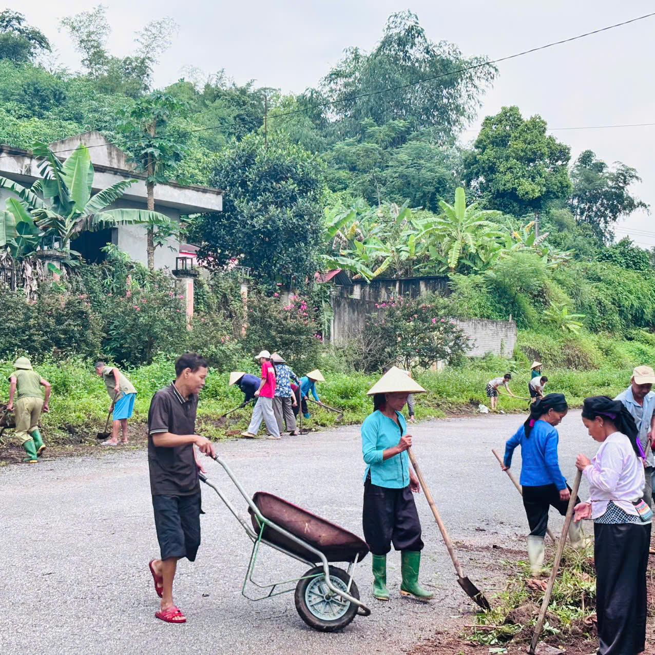 Xã Quang Bình duy trì hoạt động “Chủ nhật Xanh” trên địa bàn