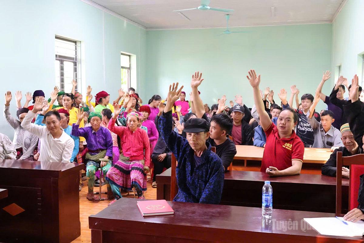 Lắng nghe Nhân dân